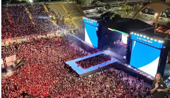 Marcha para Jesus leva 300 mil pessoas às ruas do Rio de Janeiro